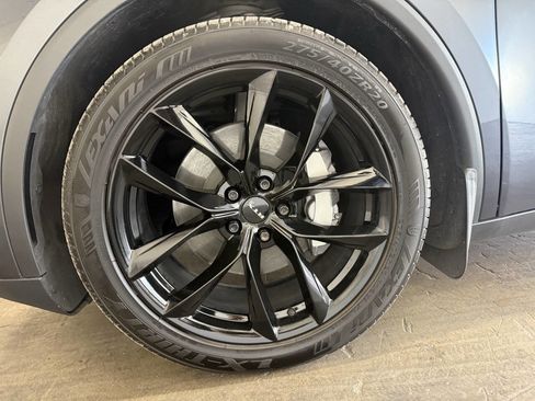 Used 2026 Tesla Model Y Long Range image 21