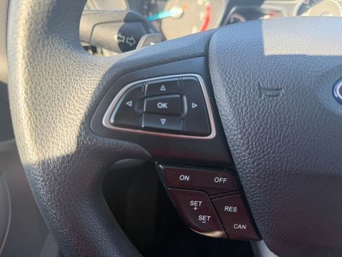 Used 2017 Ford Escape SE w/ SE Cold Weather Package image 22