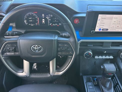 Used 2024 Toyota Tacoma TRD Sport RWD image 27