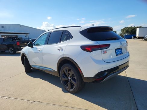 Used 2023 Buick Envision Essence w/ Sport Touring Package image 7