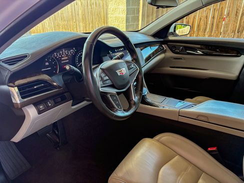 Used 2018 Cadillac CT6 Luxury AWD/4WD image 4