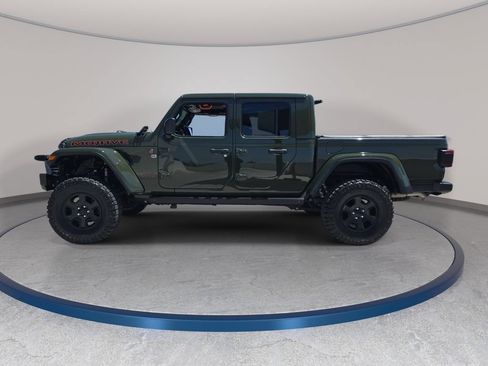 Used 2023 Jeep Gladiator Mojave w/ LED Lighting Group AWD/4WD image 9
