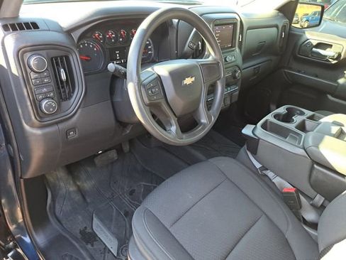 Used 2021 Chevrolet Silverado 1500 Custom image 15