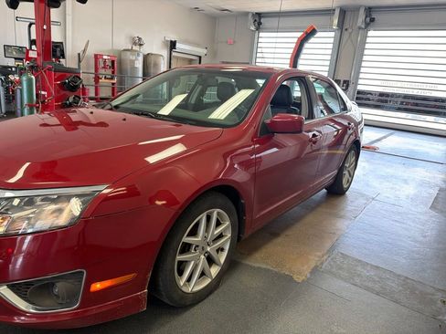 Used 2010 Ford Fusion SEL FWD image 6