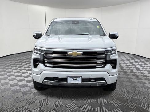 Used 2022 Chevrolet Silverado 1500 High Country image 2