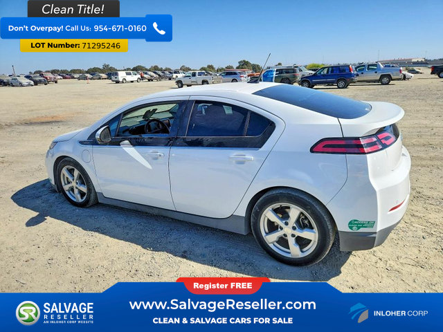Used 2013 Chevrolet Volt Premium w/ Premium Trim Package FWD image 3