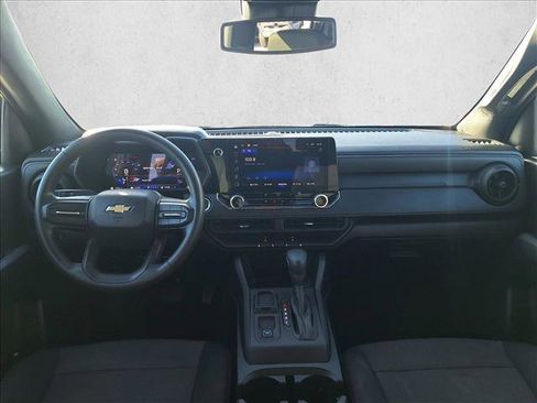 Used 2024 Chevrolet Colorado W/T image 16