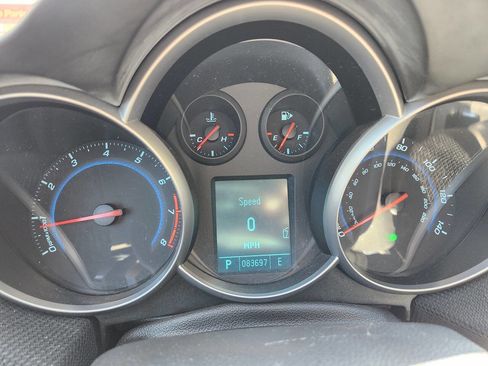 Used 2011 Chevrolet Cruze LT FWD image 11