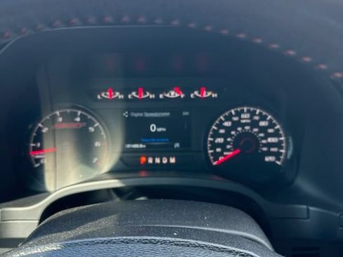 Used 2019 Ford F150 XLT w/ Equipment Group 302A Luxury AWD/4WD image 6