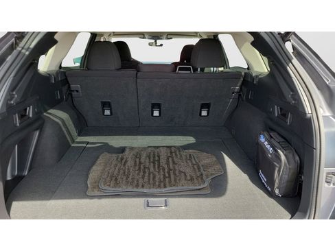 Used 2024 Subaru Outback Premium image 12