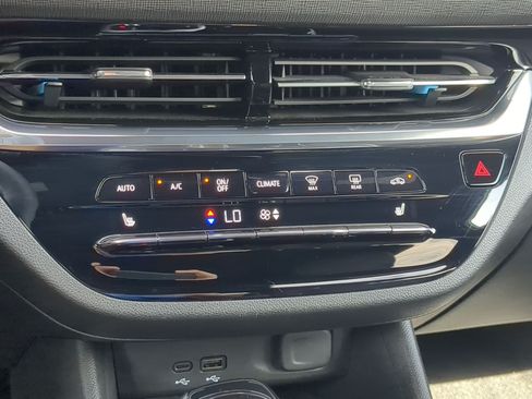 Used 2024 Buick Envista Avenir FWD image 22