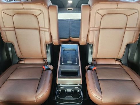 New 2026 Lincoln Aviator Reserve AWD/4WD image 14