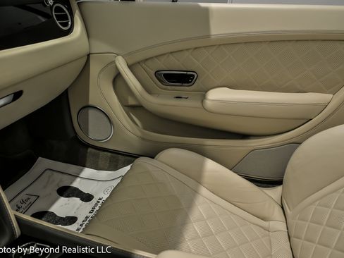 Used 2017 Bentley Continental GT V8 S image 41