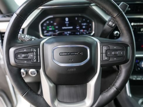 Used 2024 GMC Sierra 3500 Denali w/ Denali Reserve Package AWD/4WD image 9