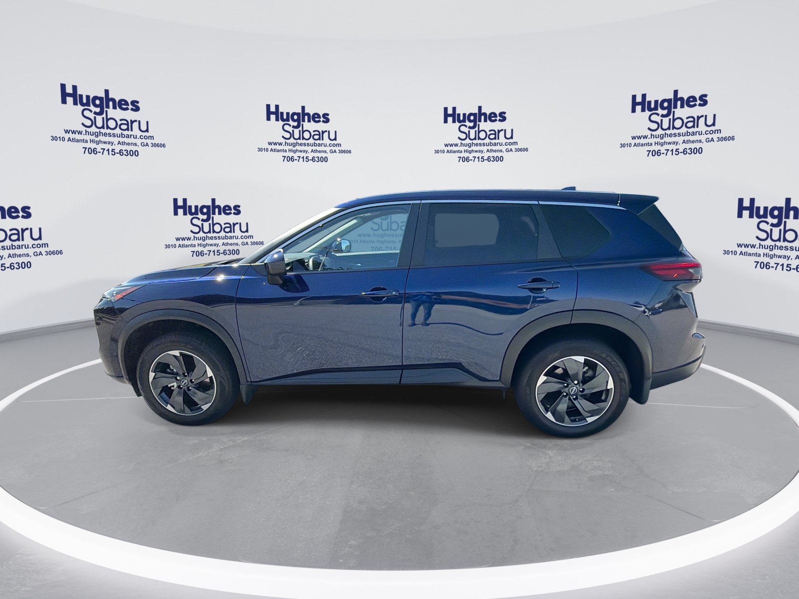 Used 2024 Nissan Rogue SV AWD/4WD image 1