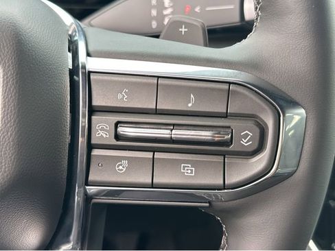 New 2026 GMC Yukon XL Denali w/ Sun & Power Step Package AWD/4WD image 30