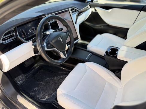 Used 2017 Tesla Model S 90D image 24