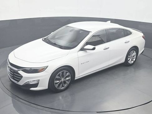 Used 2020 Chevrolet Malibu LT FWD image 21