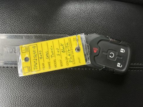Used 2023 GMC Terrain SLE w/ Driver Convenience Package FWD image 34