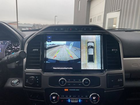 Used 2022 Ford F250 Platinum w/ FX4 Off-Road Package image 26