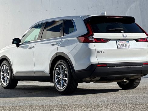 Used 2023 Honda CR-V EX-L image 6
