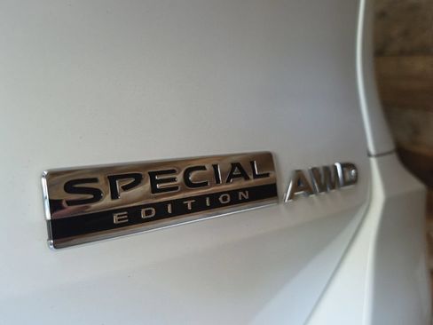 Used 2020 Nissan Rogue S AWD/4WD image 6