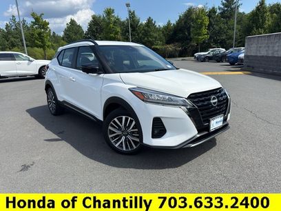Used 2022 Nissan Kicks SR