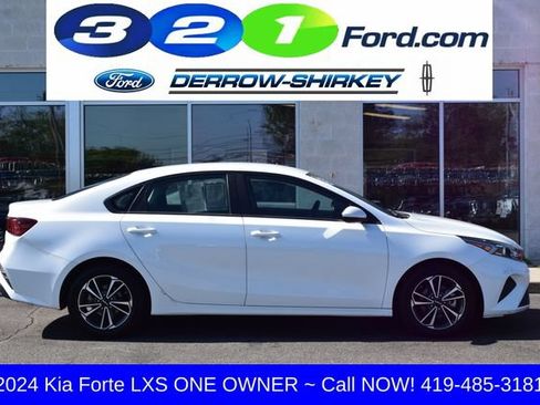 Used 2024 Kia Forte LXS FWD image 3