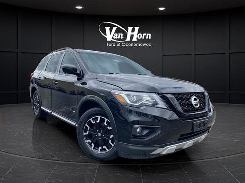 Used 2019 Nissan Pathfinder SL image 2