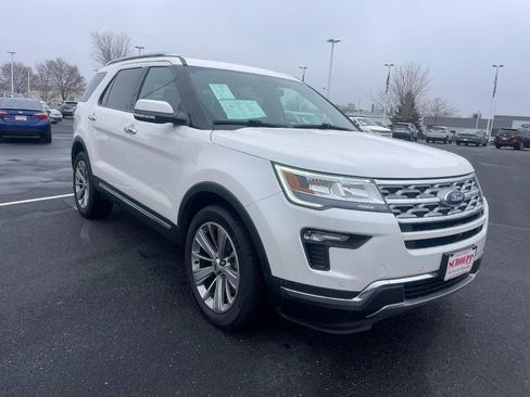Used 2019 Ford Explorer Limited image 2