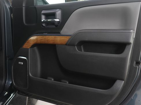 Used 2017 Chevrolet Silverado 1500 LTZ w/ Sport Package image 9