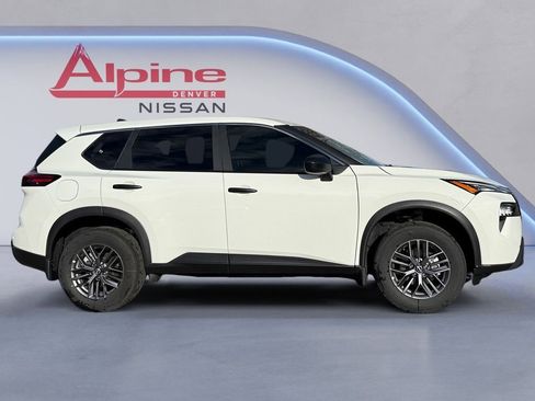 Certified 2024 Nissan Rogue S image 6