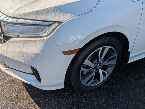 Used 2023 Honda Odyssey Touring image 11