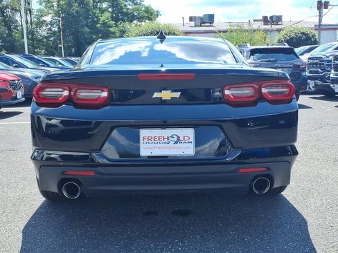 Used 2023 Chevrolet Camaro LT w/ Technology Package RWD image 19