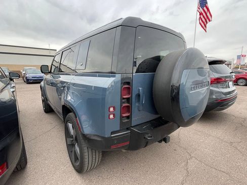 Used 2024 Land Rover Defender 110 X-Dynamic SE image 12