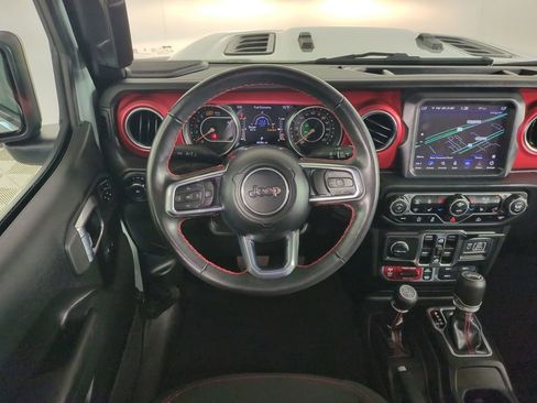 Used 2023 Jeep Wrangler Unlimited Rubicon w/ Cold Weather Group image 18