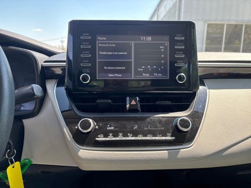 Used 2020 Toyota Corolla L image 17