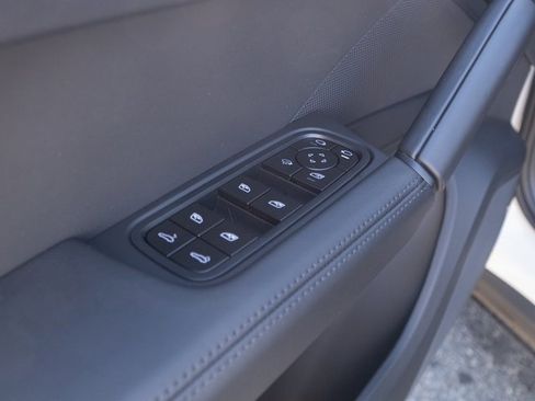 New 2026 Porsche Cayenne Coupe image 16