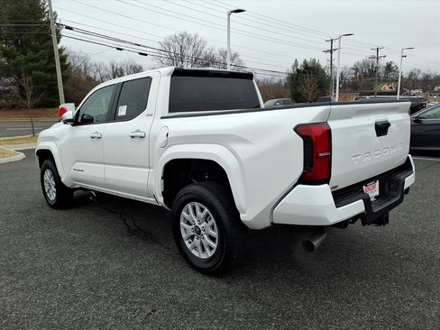 New 2026 Toyota Tacoma SR5 image 7