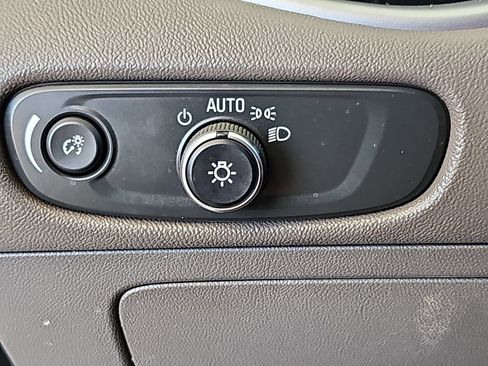 Used 2020 Chevrolet Malibu LS w/ Driver Confidence Package II FWD image 29