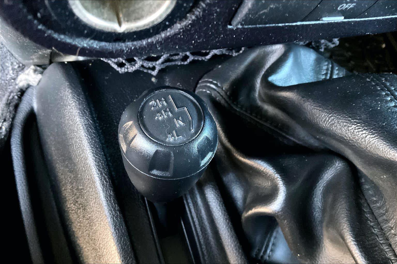 Used 2015 Jeep Wrangler Unlimited Sport AWD/4WD image 30