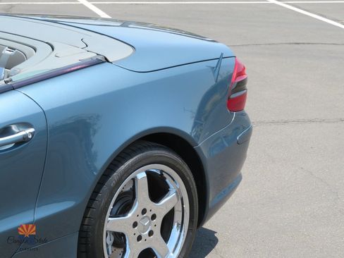 Used 2004 Mercedes-Benz SL 55 AMG image 16