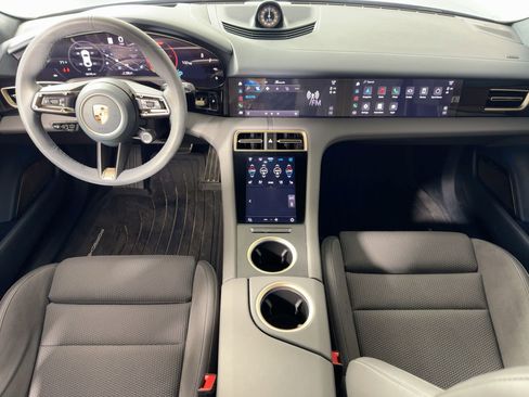 Certified 2022 Porsche Taycan GTS image 17