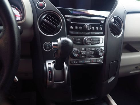 Used 2014 Honda Pilot EX-L image 10
