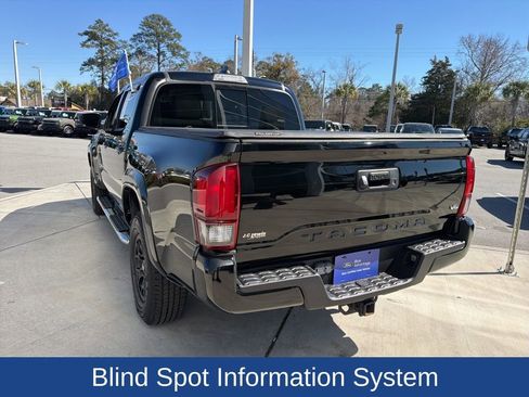 Used 2022 Toyota Tacoma SR5 image 6