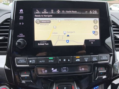 Used 2022 Honda Odyssey Elite image 5