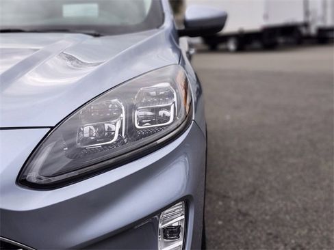 Certified 2022 Ford Escape Titanium w/ Titanium Elite Package image 10