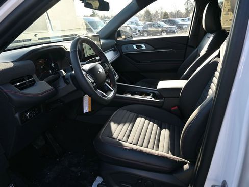 New 2026 Ford Explorer ST-Line w/ ST-Line Street Pack image 15