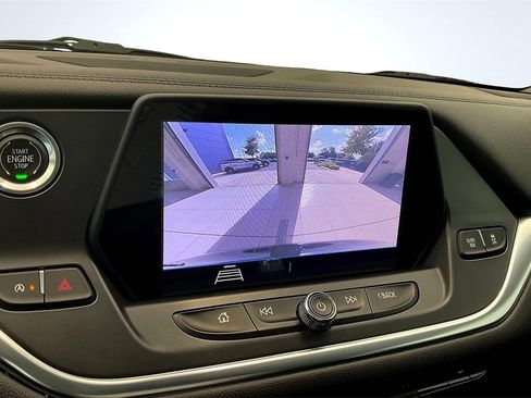 Used 2020 Chevrolet Blazer LT image 21