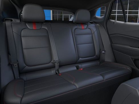 New 2026 Chevrolet Trax RS w/ Sunroof Package FWD image 36